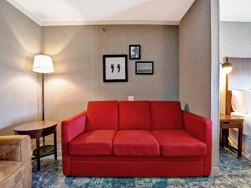 Four Points By Sheraton Toronto Mississauga image