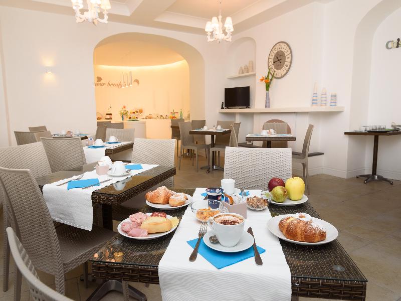Villa Fortuna Holiday Resort image