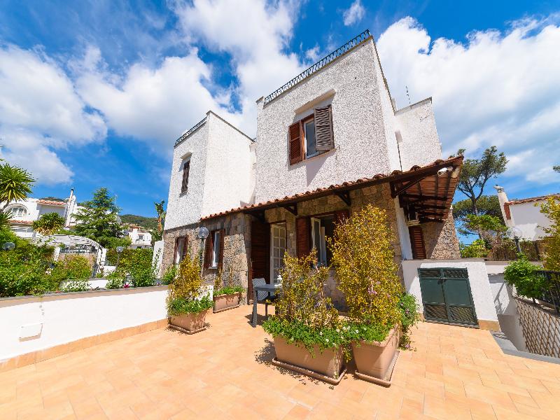 Villa Fortuna Holiday Resort image