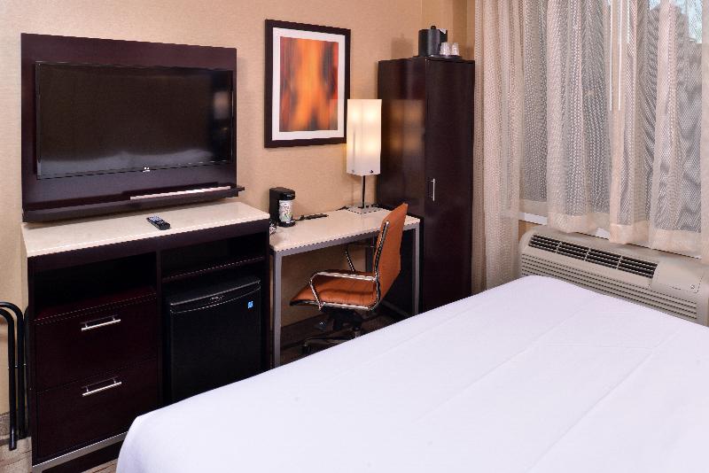 Holiday Inn New York City Times Square image