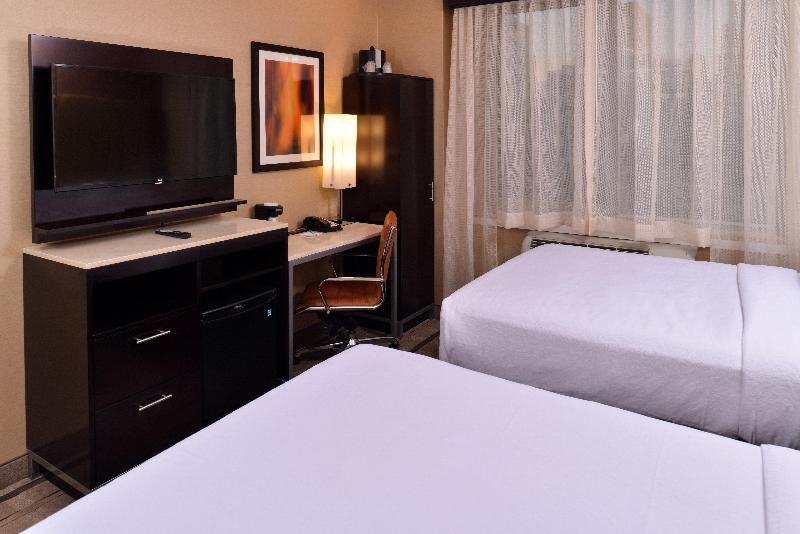 Holiday Inn New York City Times Square image