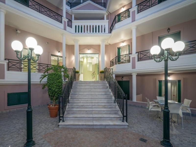 Alamis Apartments