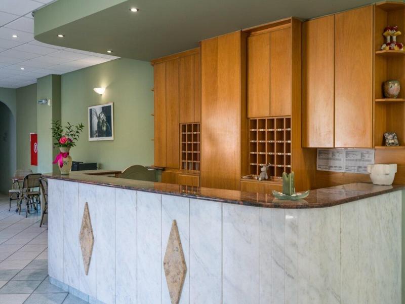 Alamis Apartments