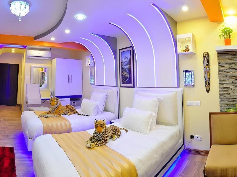 Royal Penguin Boutique Hotel & Spa image