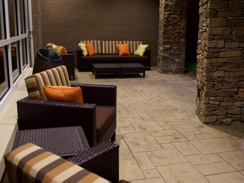 Courtyard Asheville Airport image