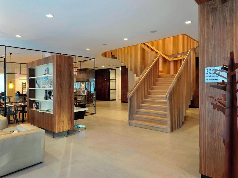 Courtyard By Marriott Amsterdam Arena image