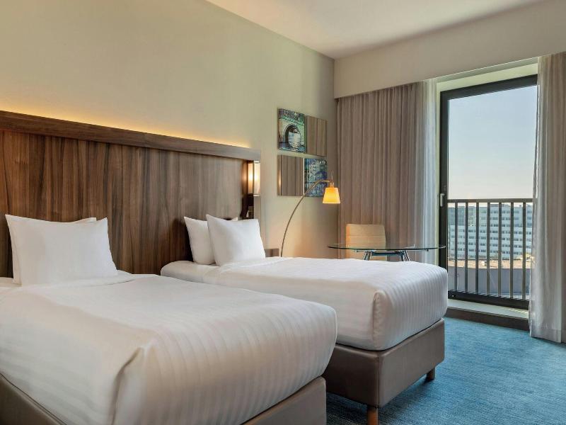 Courtyard By Marriott Amsterdam Arena image