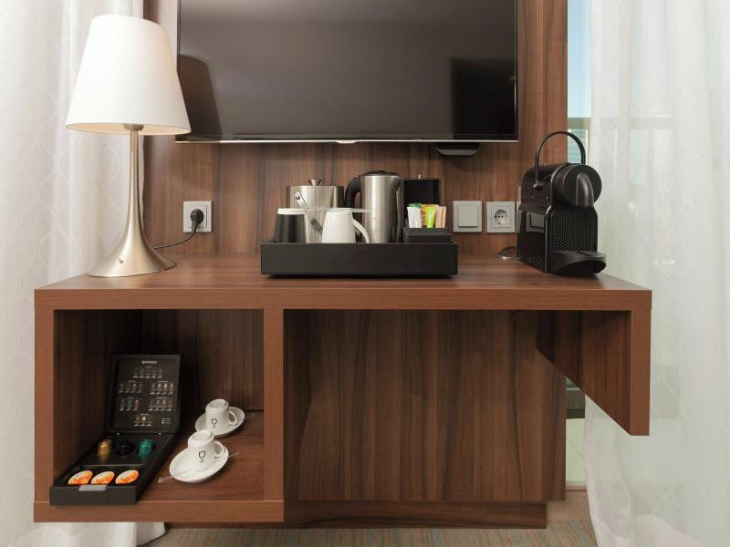 Courtyard By Marriott Amsterdam Arena image
