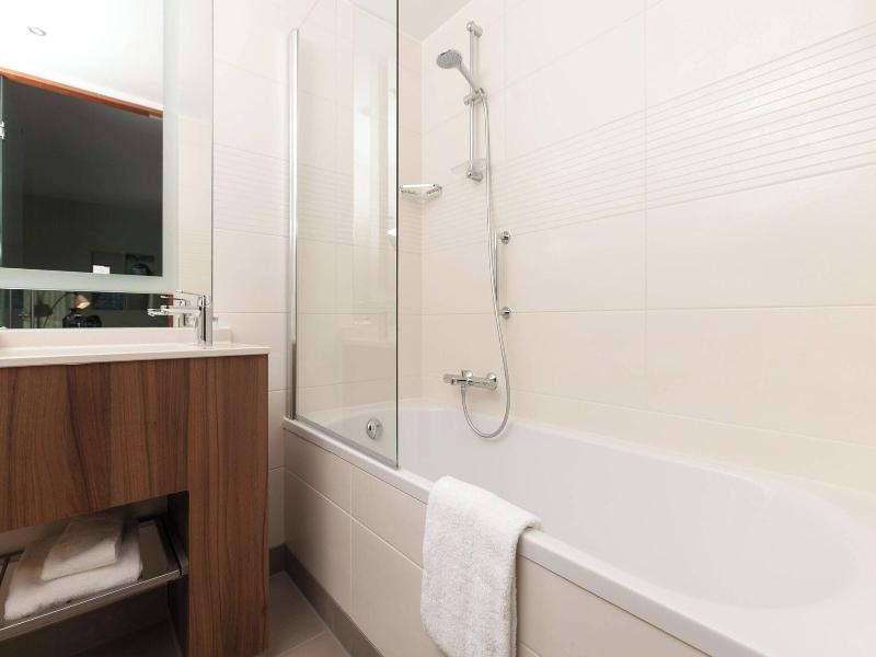 Courtyard By Marriott Amsterdam Arena image