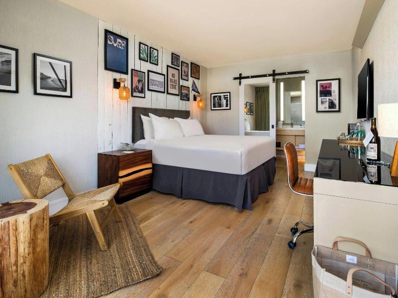 Hotel Paradox, Autograph Collection image