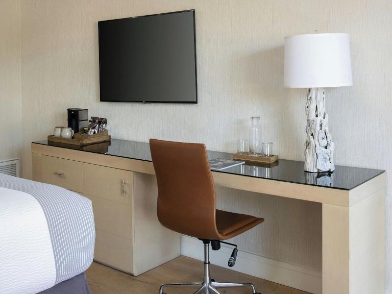 Hotel Paradox, Autograph Collection image