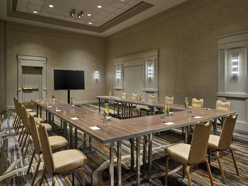 Gaithersburg Marriott Washingtonian Center image