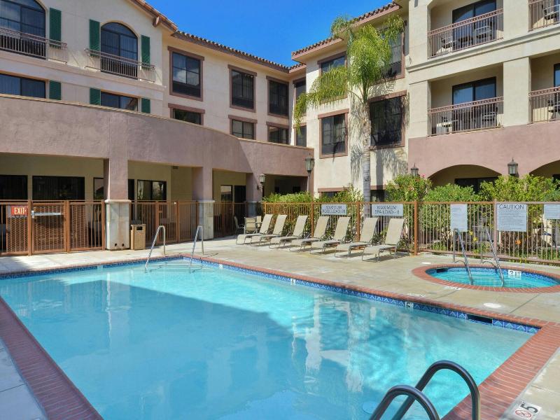 Courtyard Thousand Oaks Ventura County image