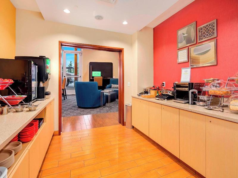 TownePlace Suites Bellingham image