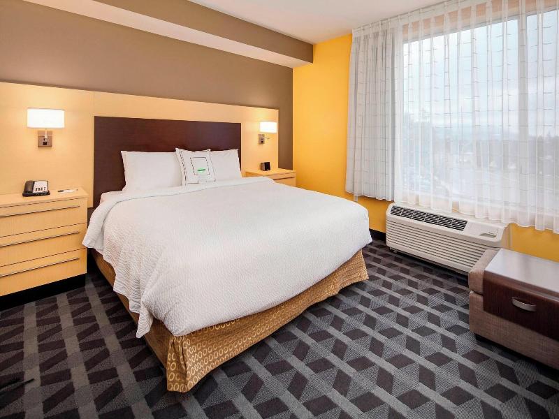 TownePlace Suites Bellingham image