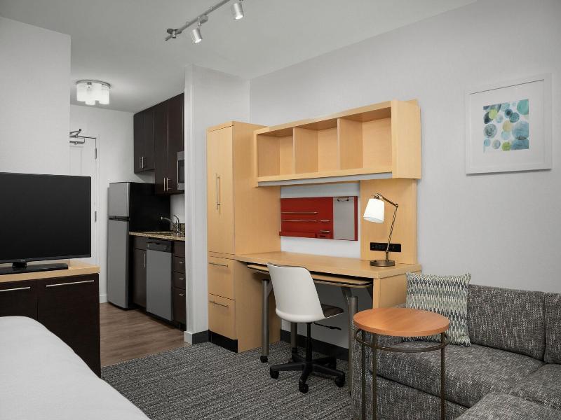 STUDIO Accessible KING SIZE BED — photo 4