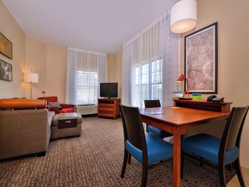 TownePlace Suites Thousand Oaks Ventura County image