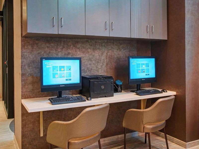 SpringHill Suites Milwaukee Downtown image