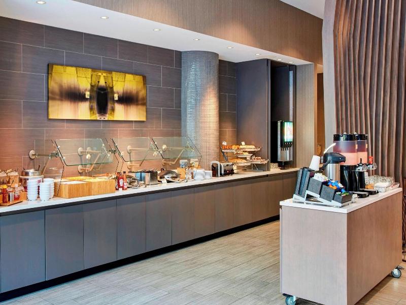 SpringHill Suites Milwaukee Downtown image