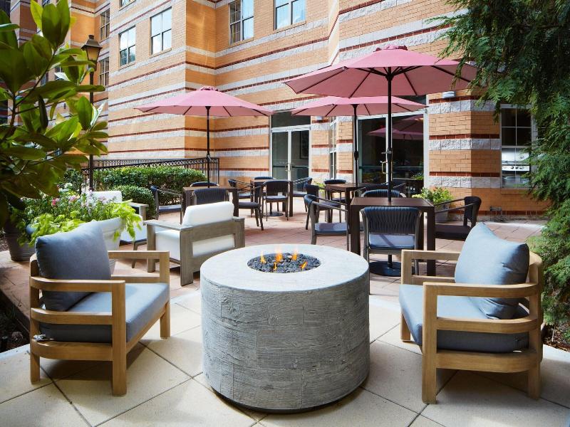 Residence Inn Arlington Rosslyn image