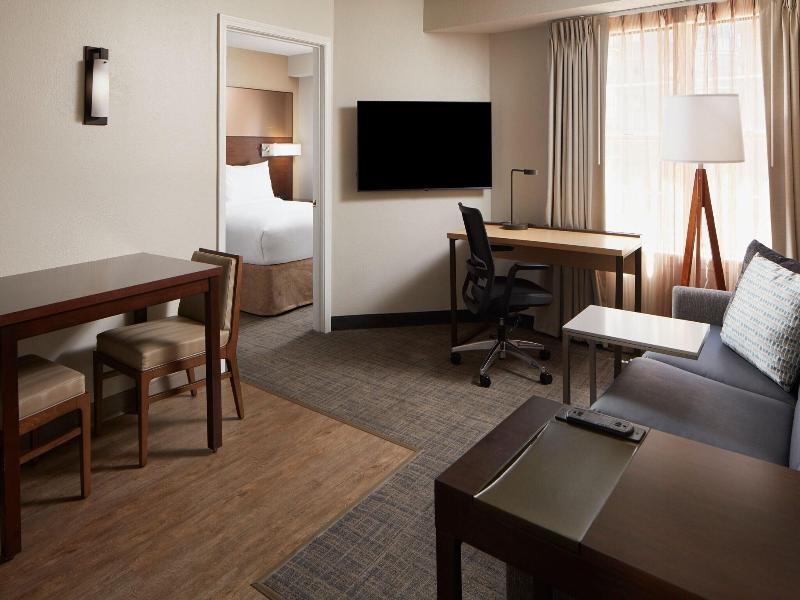Residence Inn Arlington Rosslyn image