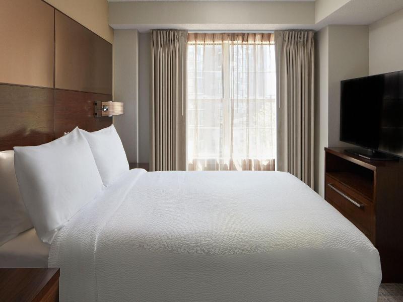 Residence Inn Arlington Rosslyn image