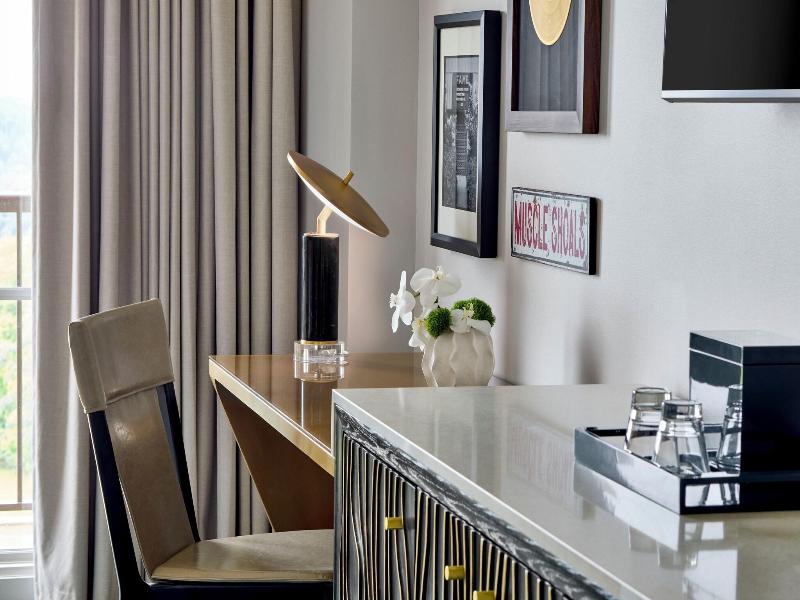 Marriott Shoals Hotel & Spa image