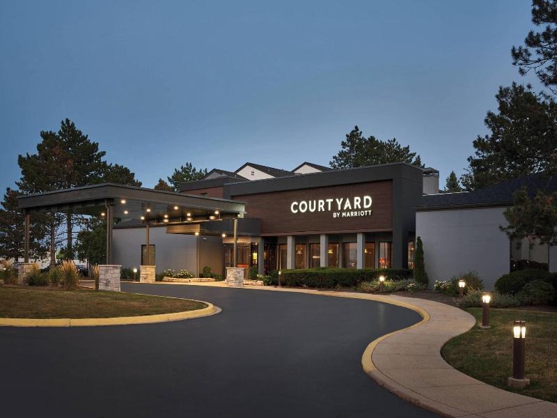 Courtyard Chicago Wood Dale/Itasca image