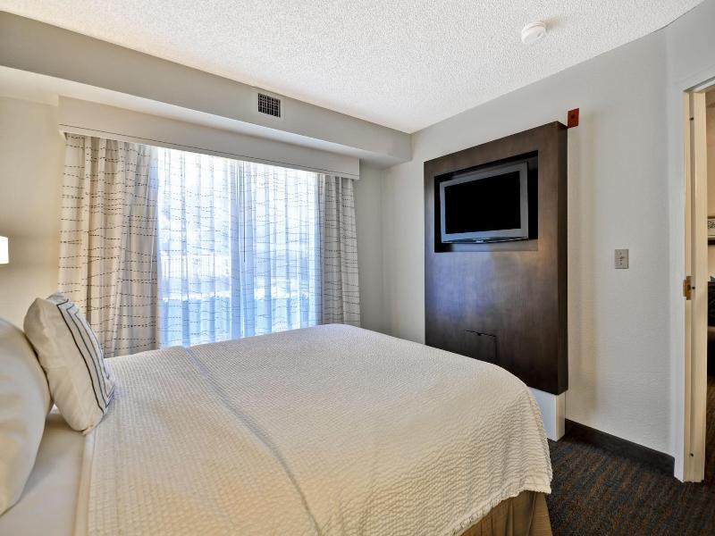 Residence Inn Jacksonville Airport — photo 122