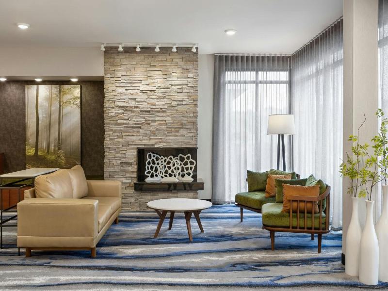 Fairfield Inn & Suites St. Paul Northeast image