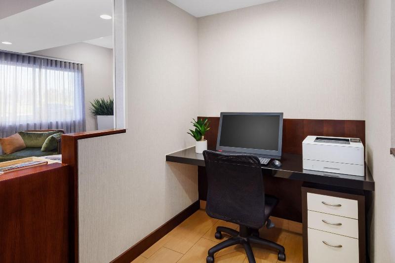 Fairfield Inn Philadelphia Airport image