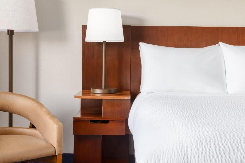 Fairfield Inn Philadelphia Airport image
