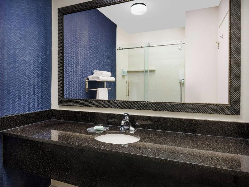Fairfield Inn Philadelphia Airport image