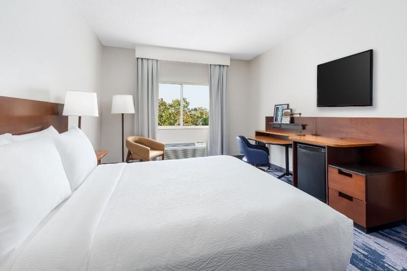 Fairfield Inn Philadelphia Airport image