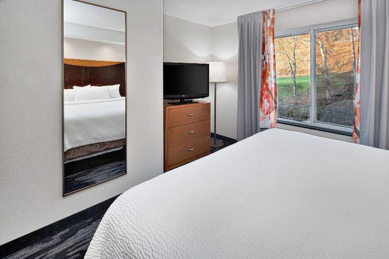 Fairfield Inn & Suites Marietta image
