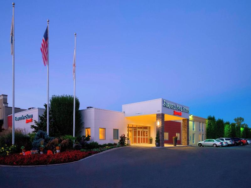 Fairfield Inn & Suites Paramus image