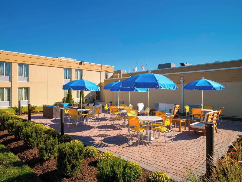 Fairfield Inn & Suites Paramus image