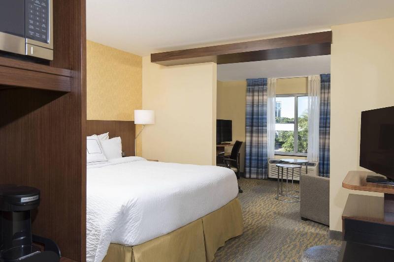Fairfield Inn & Suites Tampa Westshore/Airport image