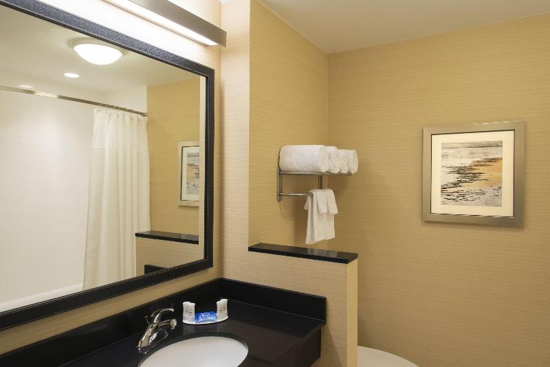 Fairfield Inn & Suites Tampa Westshore/Airport image