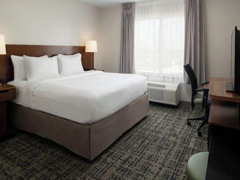 Fairfield Inn & Suites Tampa Westshore/Airport image