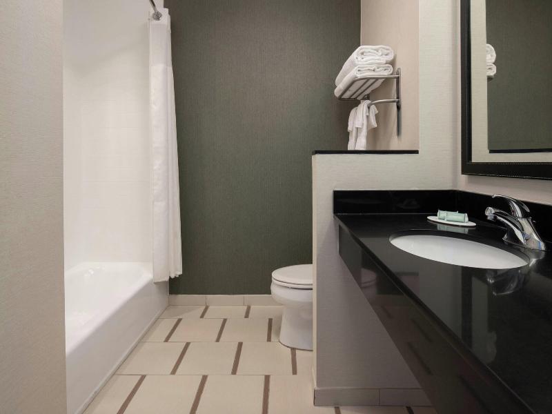 Fairfield Inn & Suites Tampa Westshore/Airport image