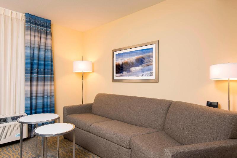 Fairfield Inn & Suites Tampa Westshore/Airport image