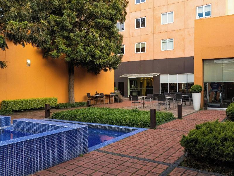 Courtyard Toluca Tollocan image