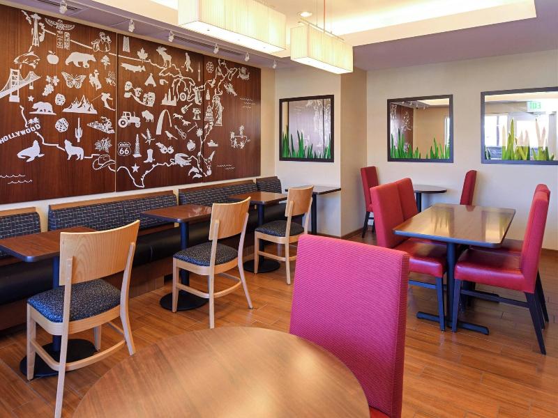 TownePlace Suites Detroit Auburn Hills image