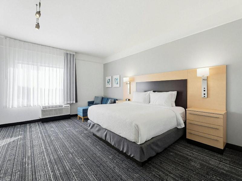 TownePlace Suites Detroit Auburn Hills image