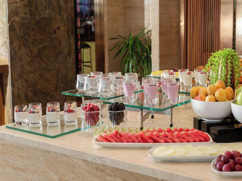 Sheraton Baku Intourist image
