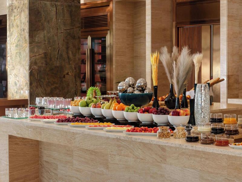 Sheraton Baku Intourist image