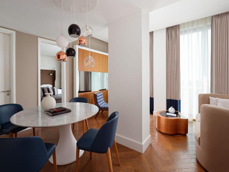 Sheraton Baku Intourist image