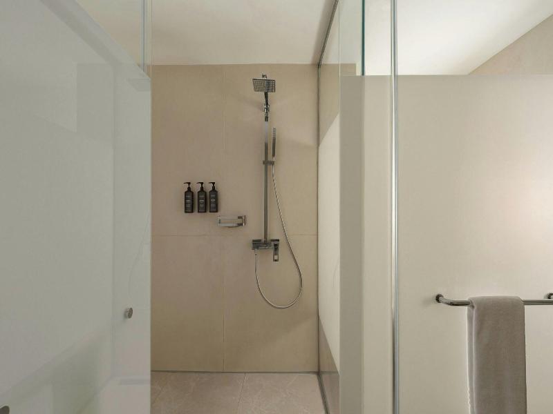 Sheraton Baku Intourist image