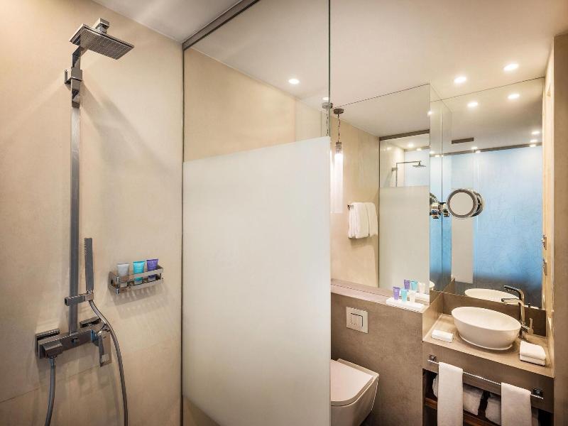 Sheraton Baku Intourist image